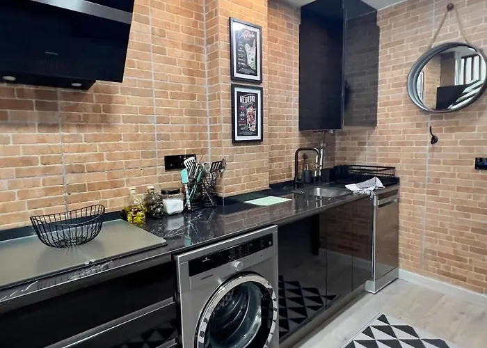 Padre Suarez * Oviedo